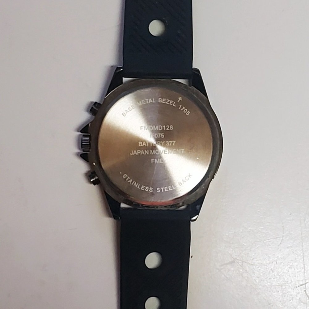 Men's FMD Black Stainless Steel Rubber Band Watch EUC - Picture 3 of 4
